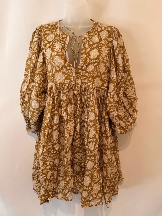 Daughters of India Dresses & Skirts - Daughters of India. 100% Cotton Kyra Floral Smocked Tunic Dress in Mustard